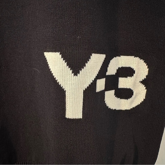 Y-3 Black Sleeveless Knit Top - Picture 14 of 14